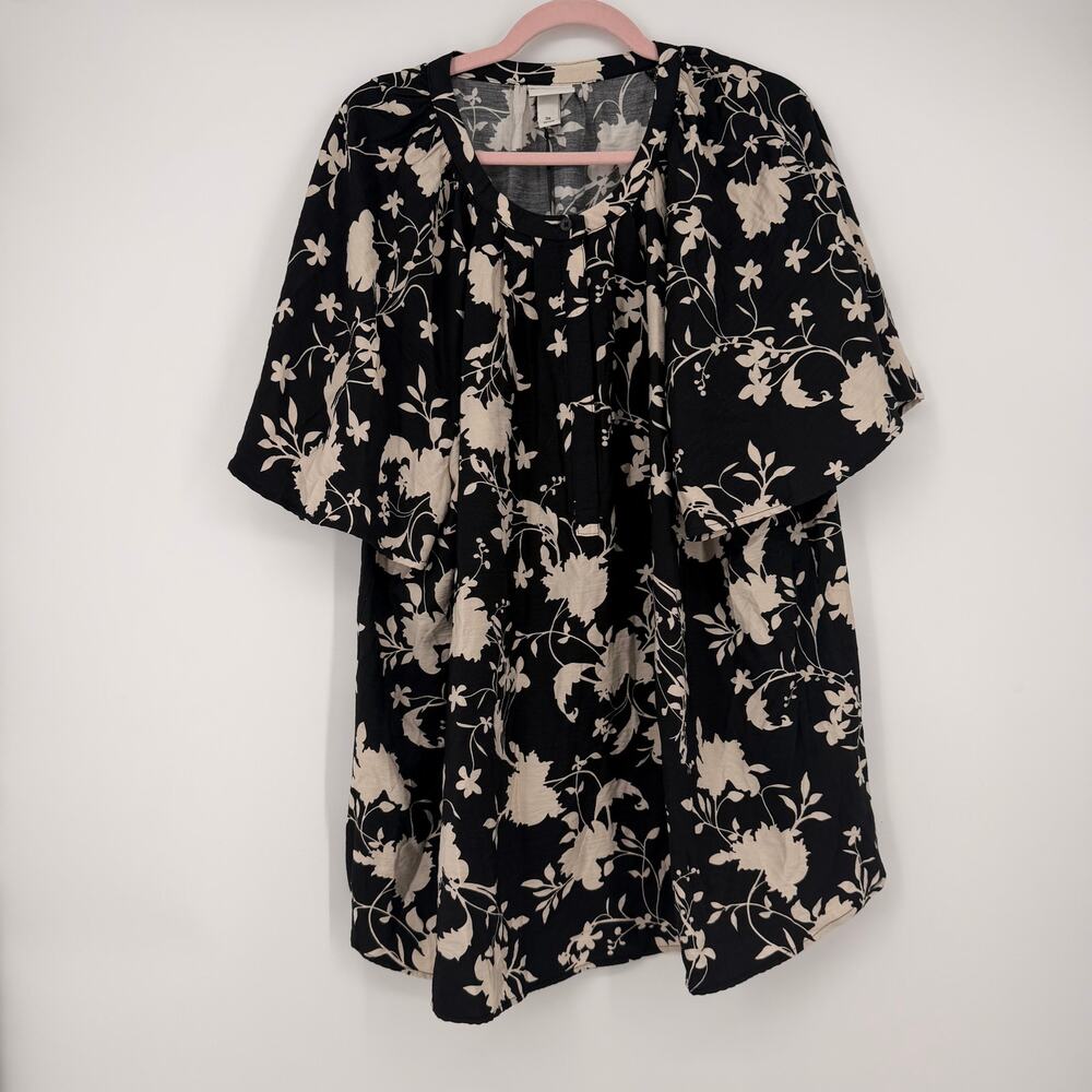 Ava & Viv Floral Top Size 3X